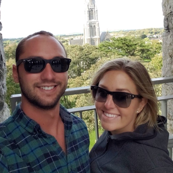 Meet your Posher, Bobbi - Picture 2 of 2